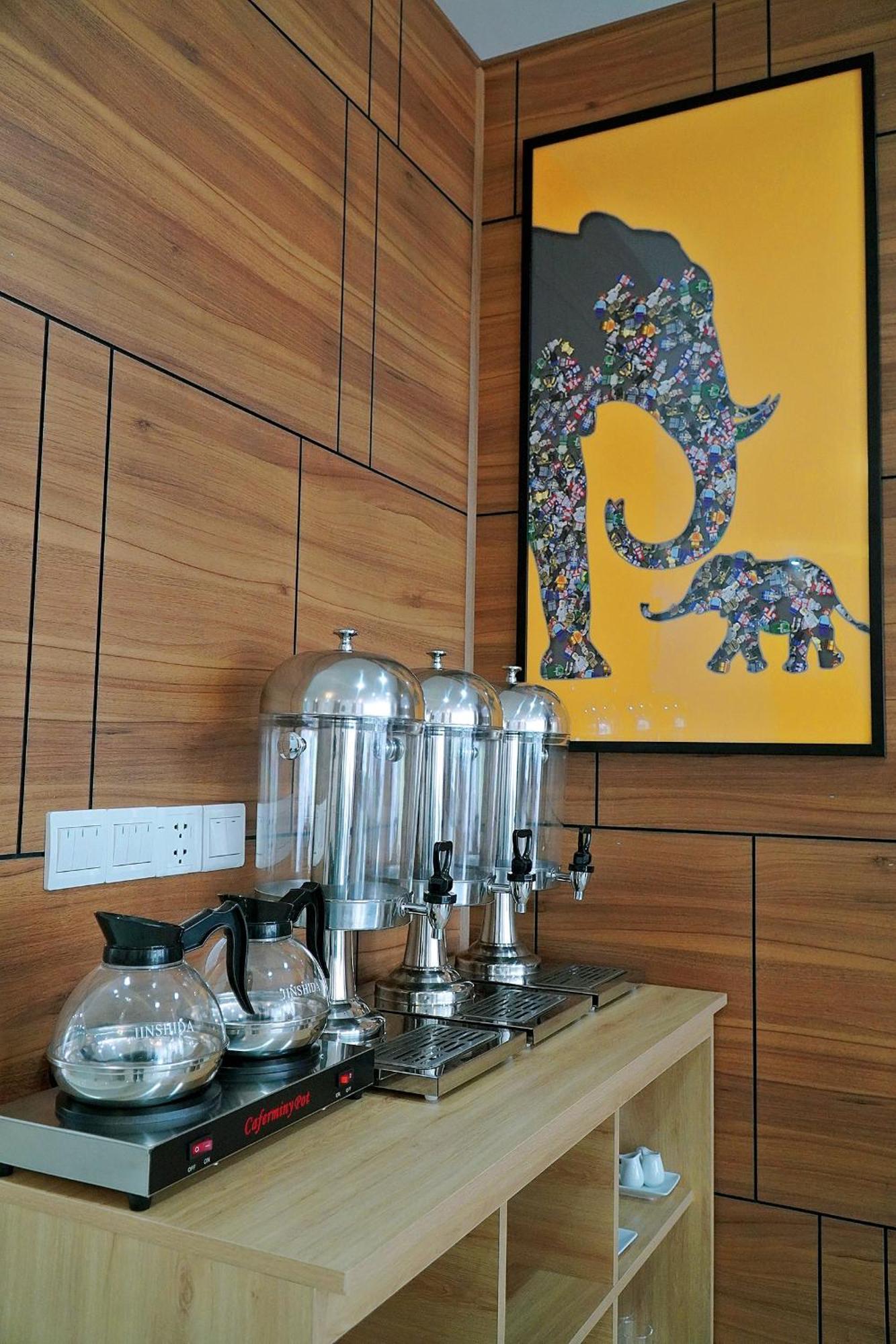 Khach San Xa Nu Hotell Tỉnh Kontum Eksteriør bilde