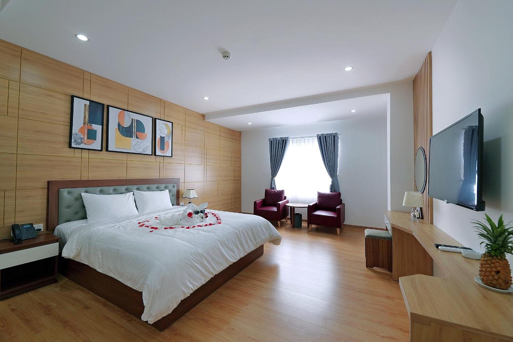 Khach San Xa Nu Hotell Tỉnh Kontum Eksteriør bilde